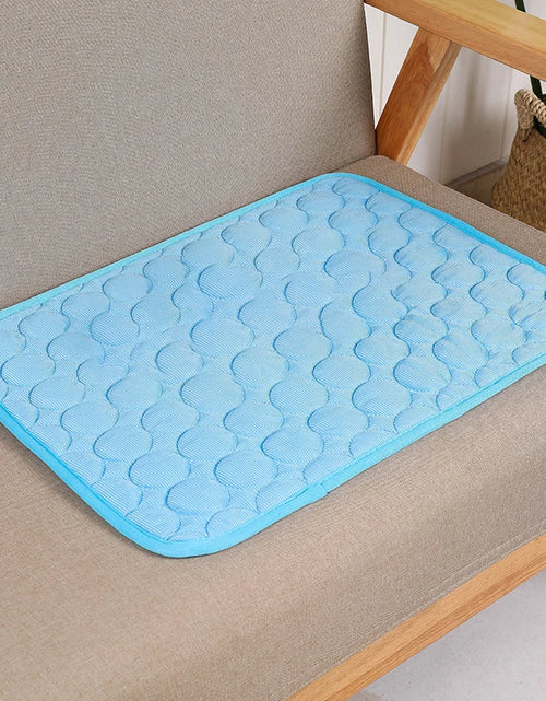 Load image into Gallery viewer, Dog Cooling Mat Extra Large Summer Pet Cold Bed for Small Big Dogs Cat Durable Blanket Sofa Cat Ice Pad Blanket Pet Accessories
